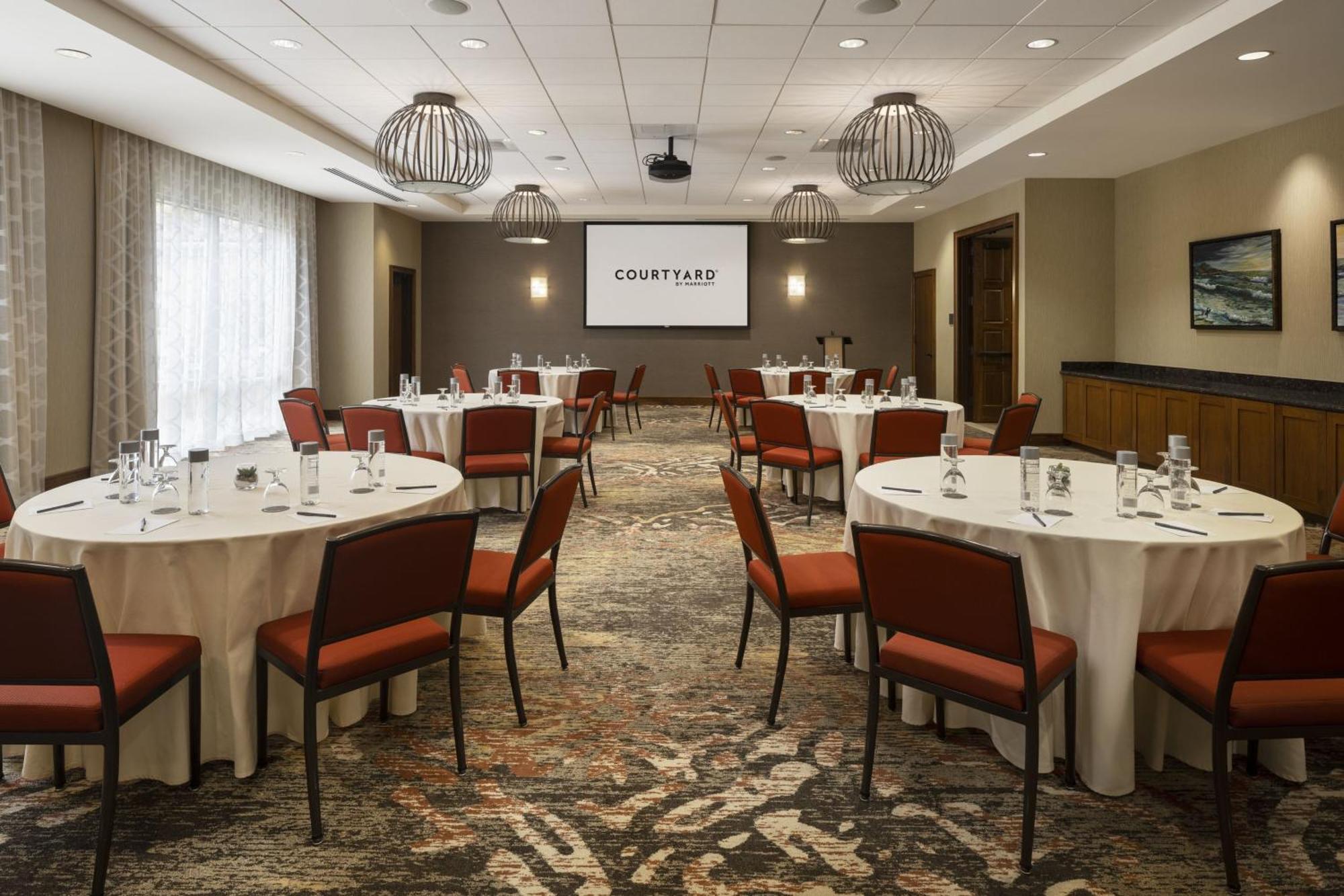 Courtyard By Marriott Santa Barbara Goleta Ξενοδοχείο Εξωτερικό φωτογραφία
