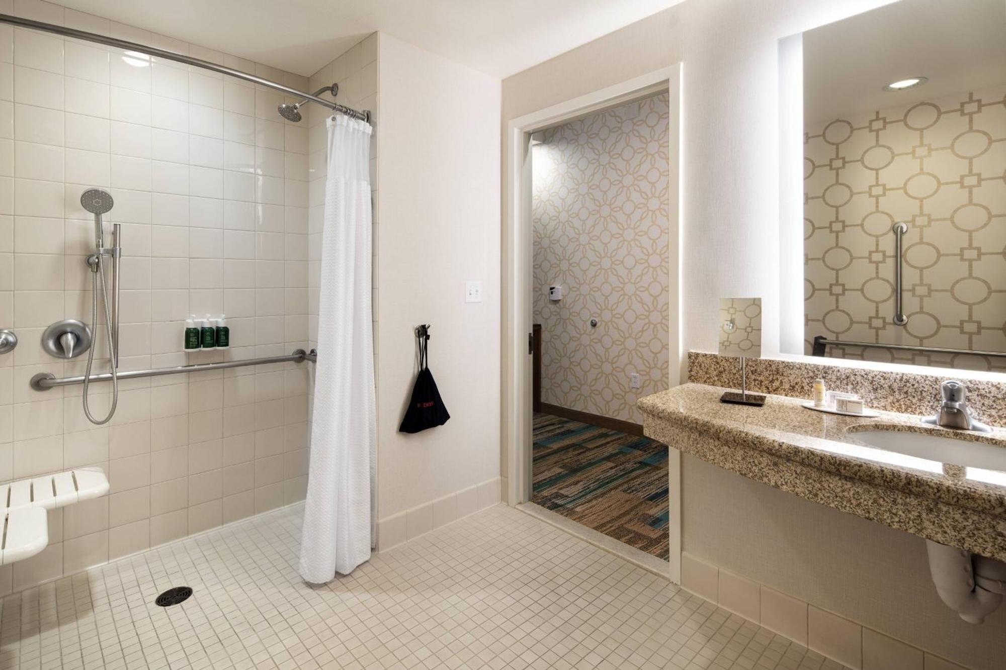 Courtyard By Marriott Santa Barbara Goleta Ξενοδοχείο Εξωτερικό φωτογραφία