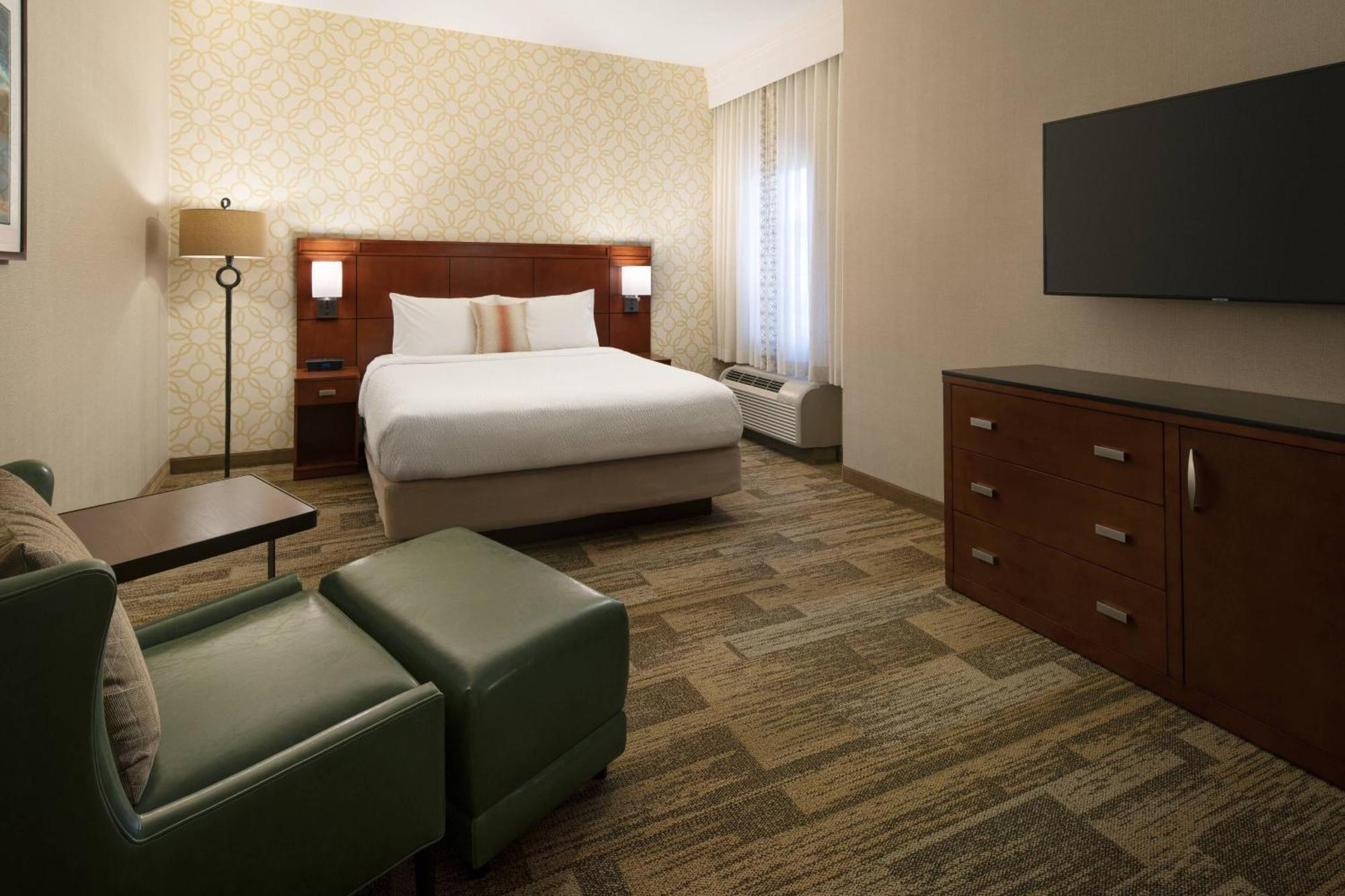 Courtyard By Marriott Santa Barbara Goleta Ξενοδοχείο Εξωτερικό φωτογραφία